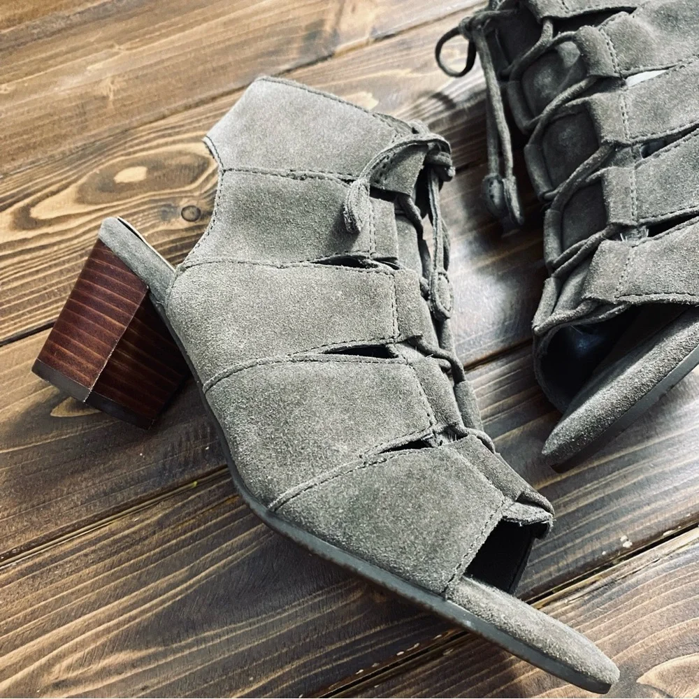 Vionic Bristol Suede Genuine Leather Lace-Up Dark Taupe Sandal Booties Size 6.5‎